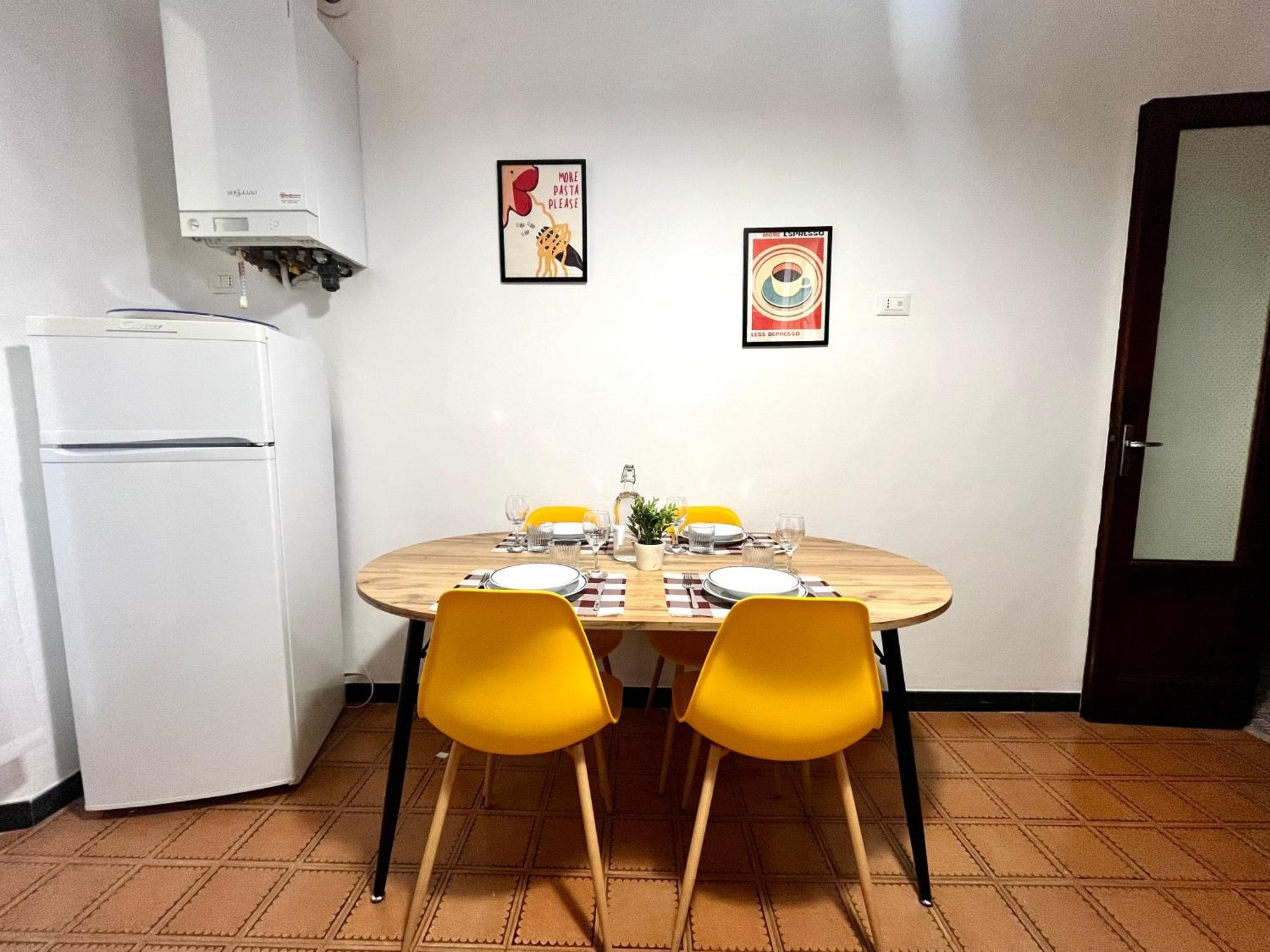 Centrale Ampio Appartamento 5 Minuti Stazione Cinque Terre 라스페치아 외부 사진